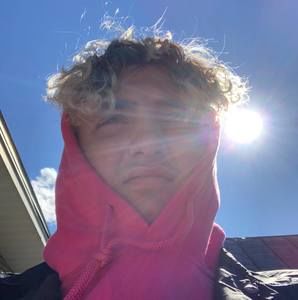 Meet your Posher, Timothė